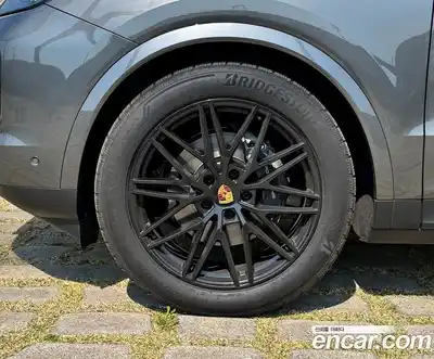 Porsche Cayenne 2024 3.0 гидро в Москве № 679389, миниатюра 6