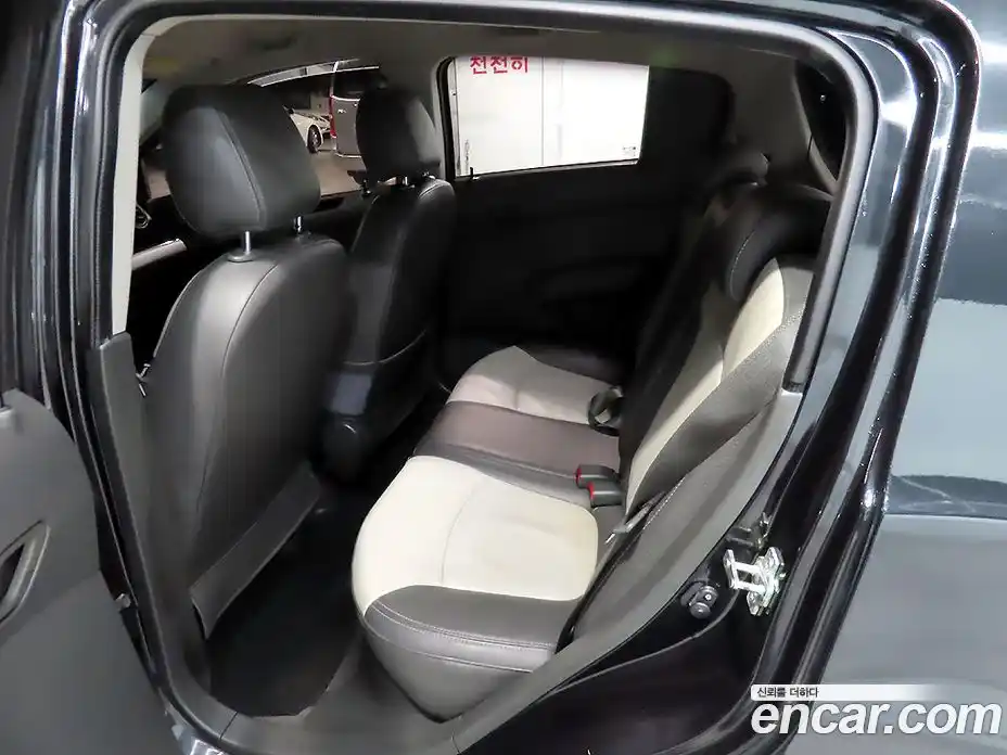 Chevrolet Matiz 2010 1.0 гидро в Москве № 105309, фото 17