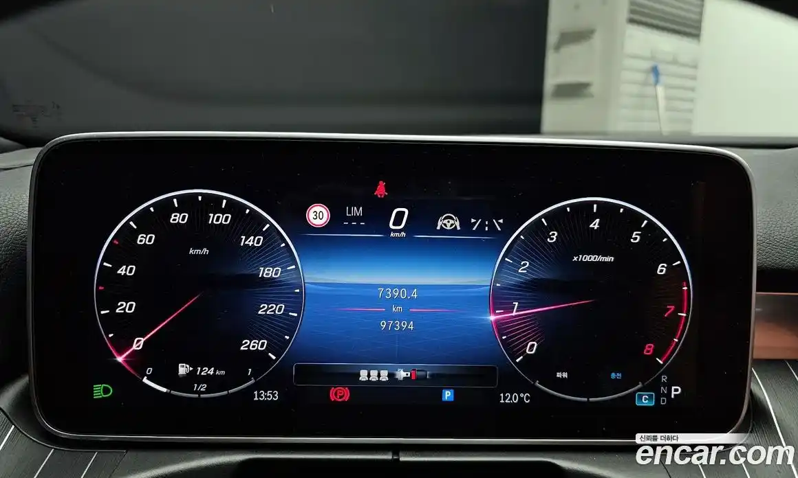 Mercedes-Benz C-Class 2023 2.0 гидро в Москве № 1084053, фото 8