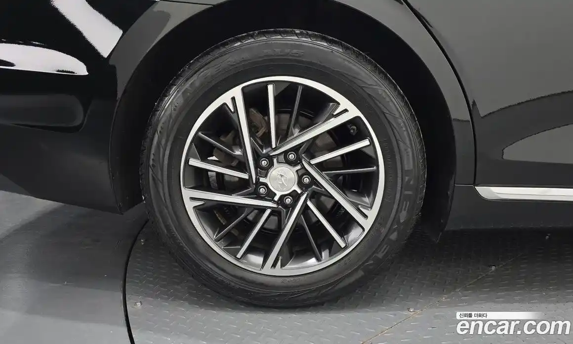 Hyundai Grandeur 2021 2.5 гидро в Москве № 112278, фото 5