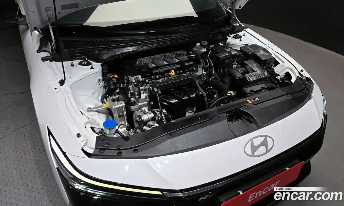 Hyundai Avante 2024 1.6 гидро в Москве № 122682, фото 6