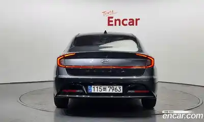 Hyundai Sonata 2022 2.0 гидро в Москве № 130574, миниатюра 4