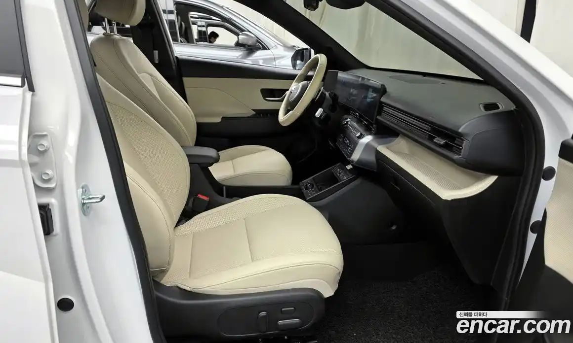 Hyundai Kona 2023 1.6 гидро в Москве № 130577, фото 11