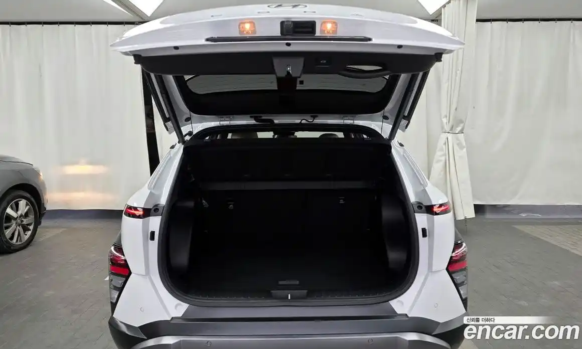 Hyundai Kona 2023 1.6 гидро в Москве № 130577, фото 20