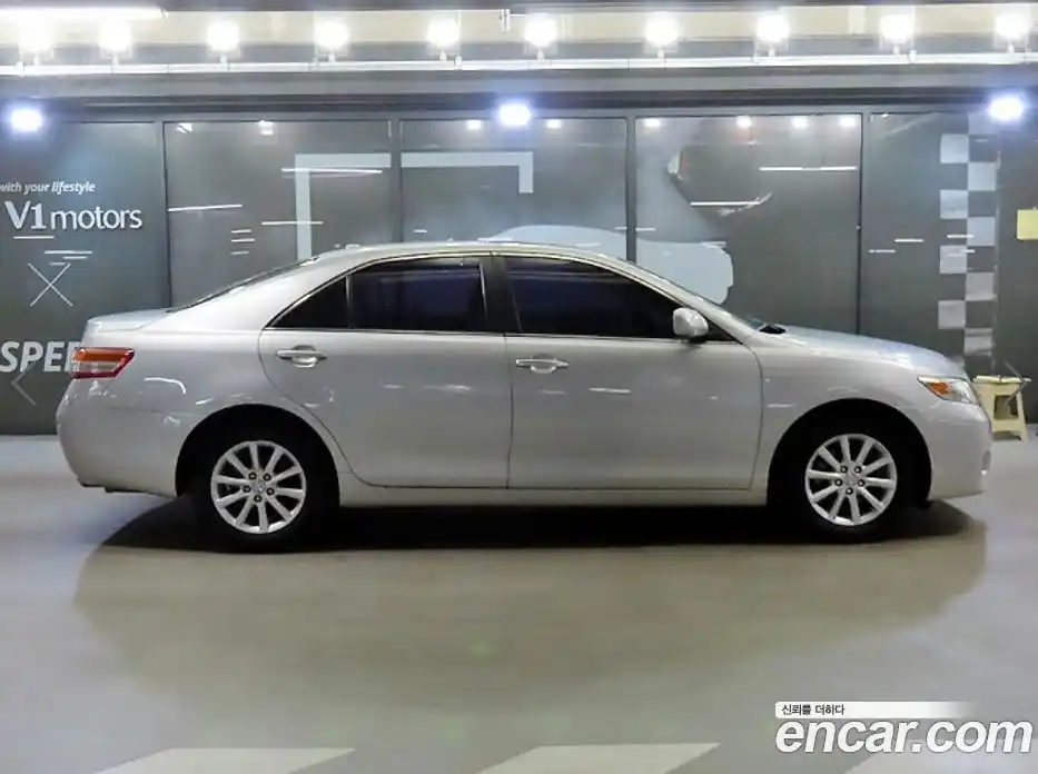 Toyota Camry 2009 2.5 гидро в Москве № 1406014, фото 3