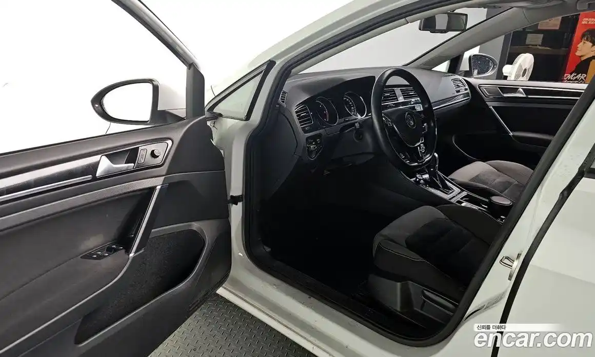 Volkswagen Golf 2013 1.6 гидро в Москве № 153832, фото 10