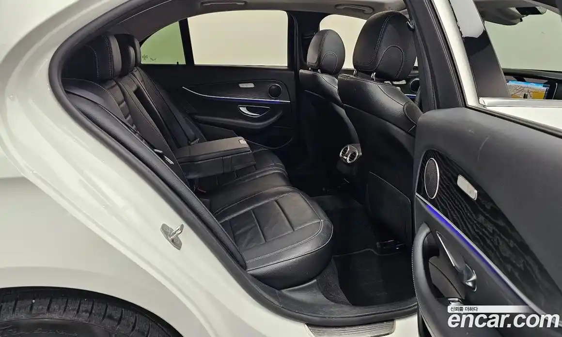 Mercedes-Benz E-Class 2017 1.9 гидро в Москве № 1545478, фото 16