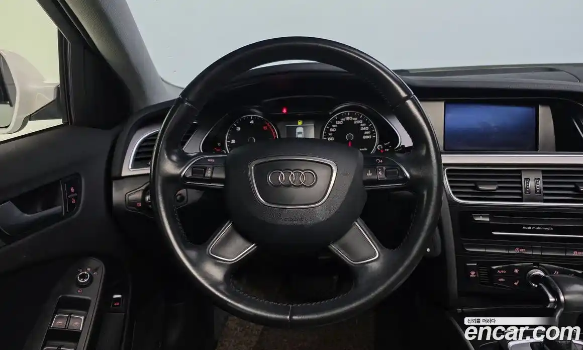 Audi A4 2014 2.0 гидро в Москве № 157870, фото 13