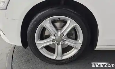 Audi A4 2014 2.0 гидро в Москве № 157870, миниатюра 5