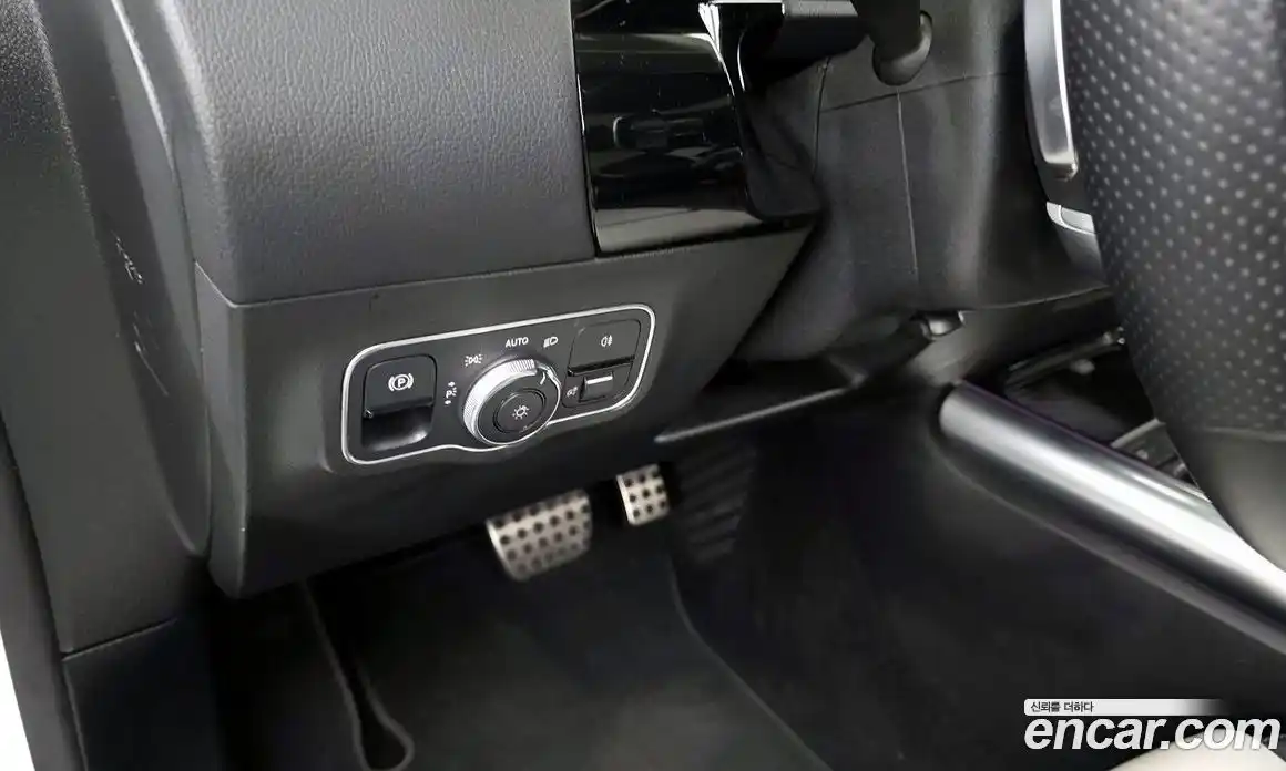 Mercedes-Benz GLA-Class 2020 2.0 гидро в Москве № 160932, фото 18