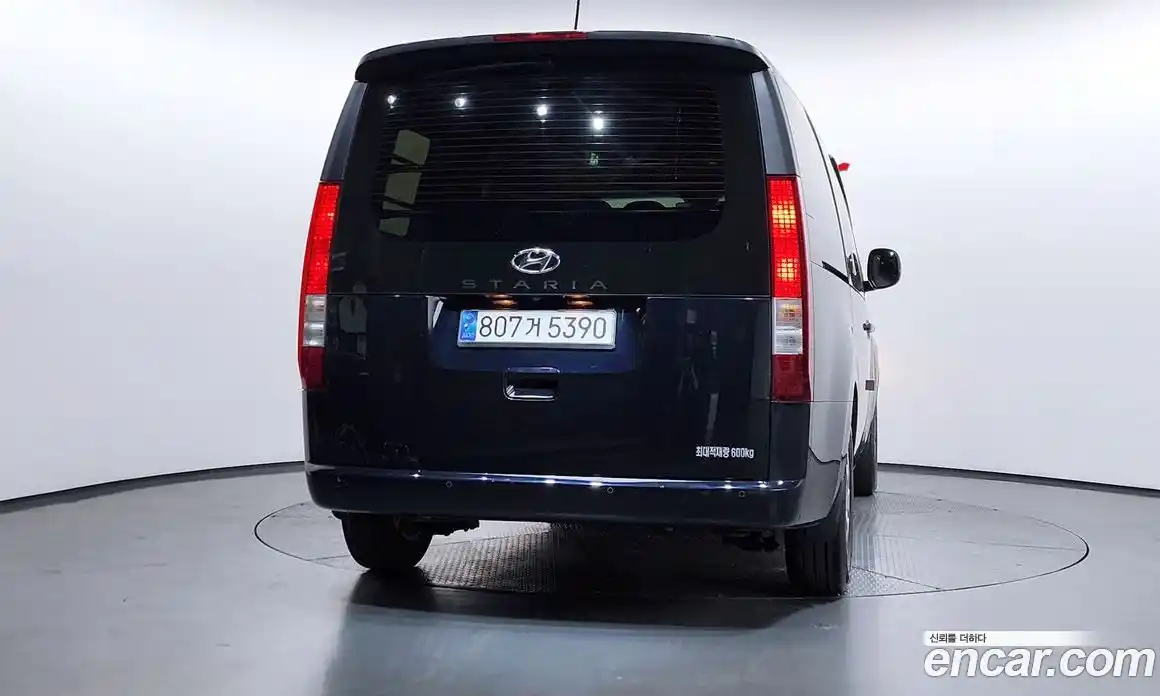 Hyundai Staria 2021 3.5 гидро в Москве, фото 4
