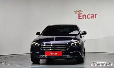 Mercedes-Benz E-Class 2021 2.0 гидро в Москве, миниатюра 3