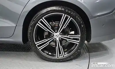 Volvo S60 2020 2.0 гидро в Москве № 164538, миниатюра 5