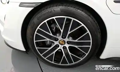 Porsche Taycan 2023 0.1 гидро в Москве № 164953, миниатюра 5