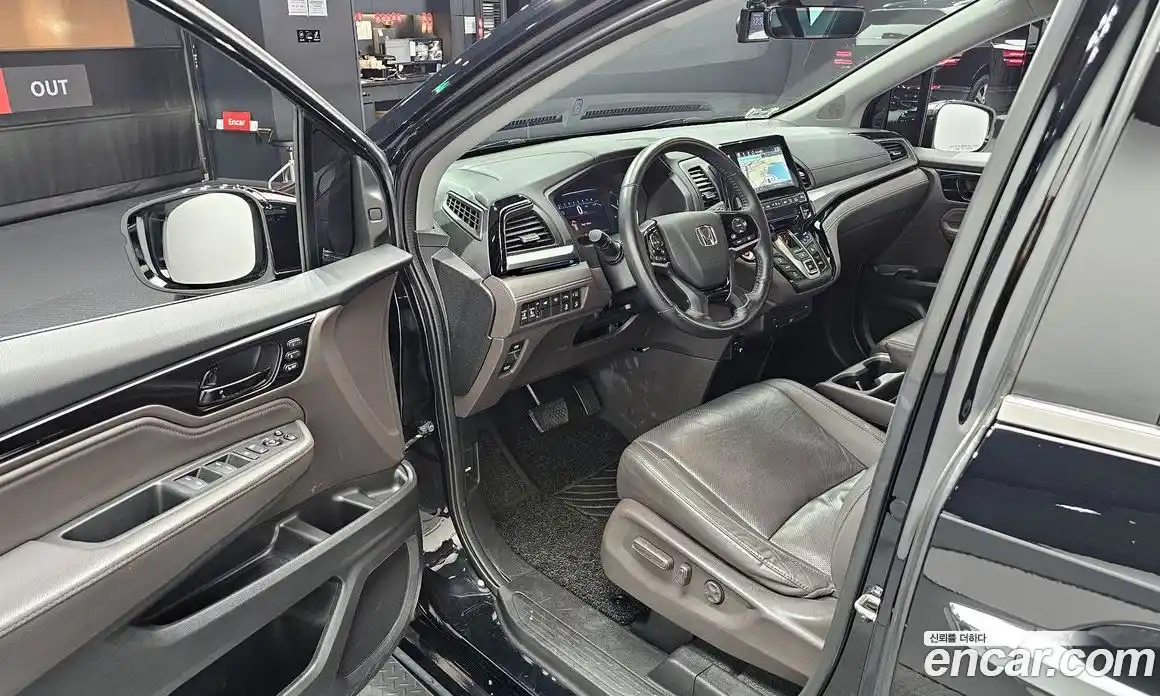 Honda Odyssey 2018 3.5 гидро в Москве № 170597, фото 11
