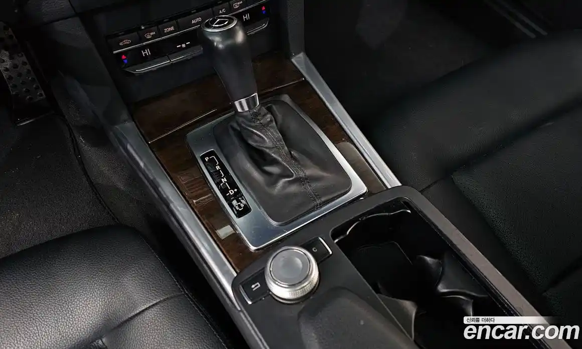 Mercedes-Benz E-Class 2011 1.8 гидро в Москве № 178265, фото 9