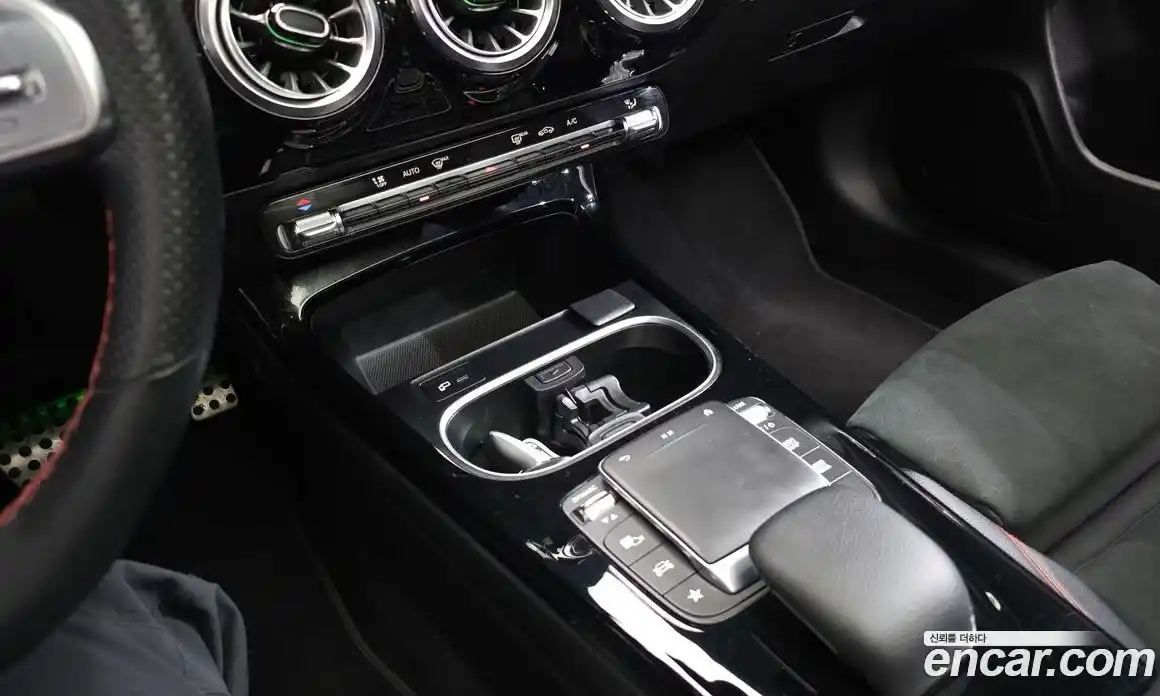 Mercedes-Benz CLA-Class 2022 2.0 гидро в Москве № 179450, фото 16
