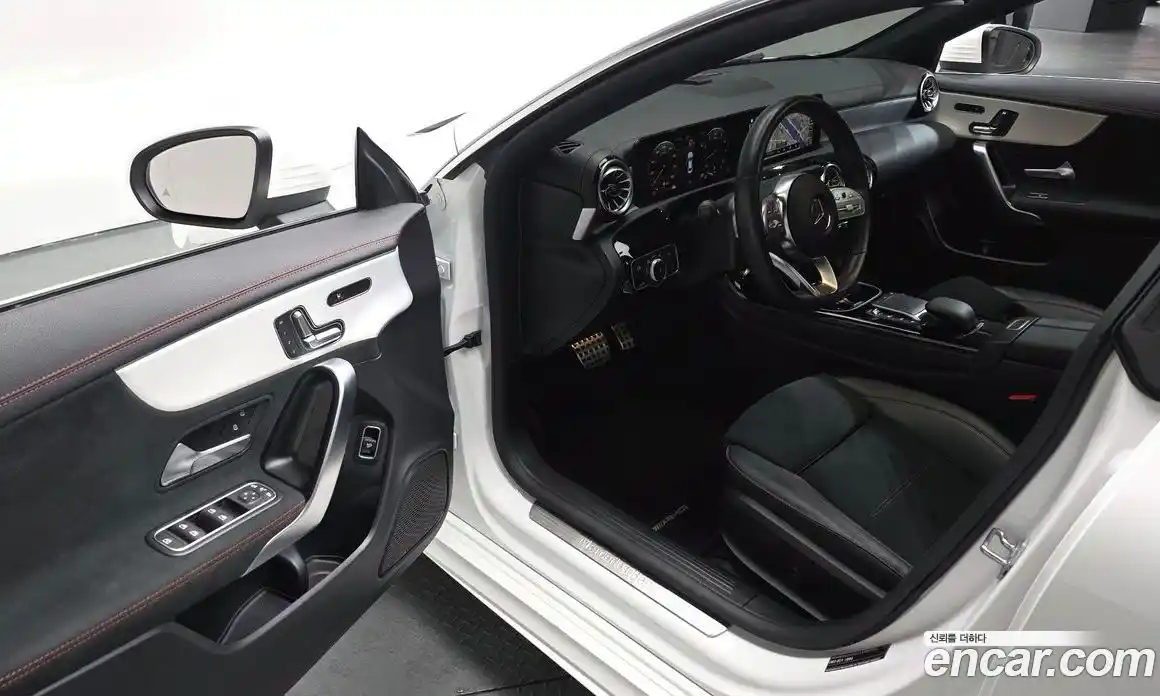 Mercedes-Benz CLA-Class 2022 2.0 гидро в Москве № 179450, фото 9