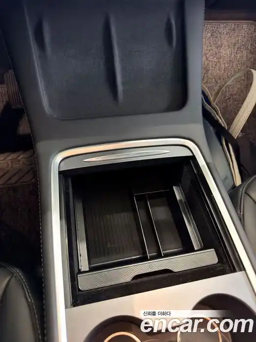 Tesla Model Y 2024 гидро, фото 16