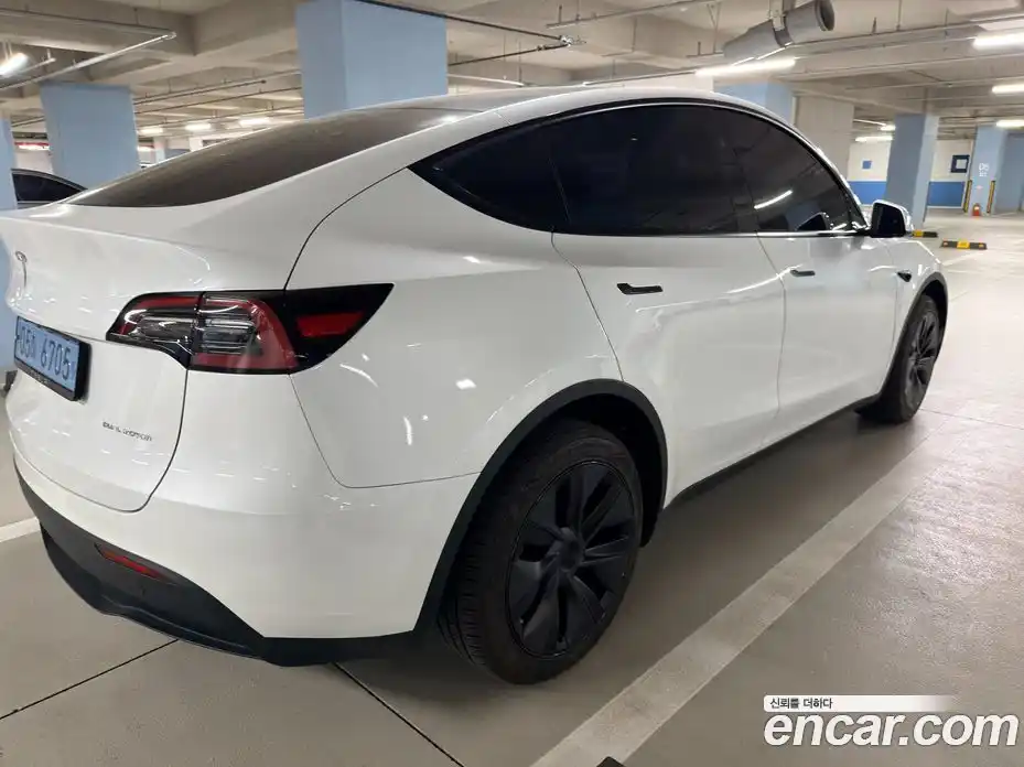 Tesla Model Y 2024 гидро, фото 5
