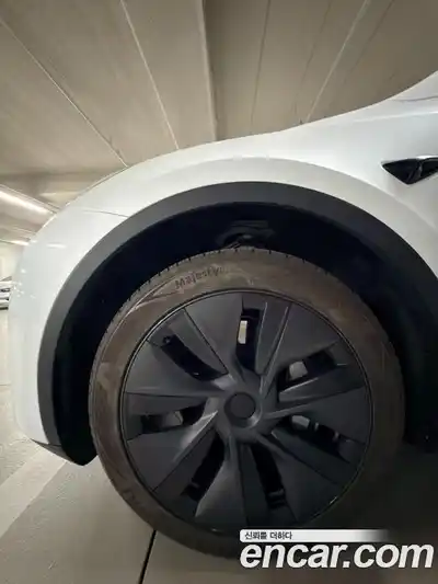 Tesla Model Y 2024 гидро, миниатюра 7
