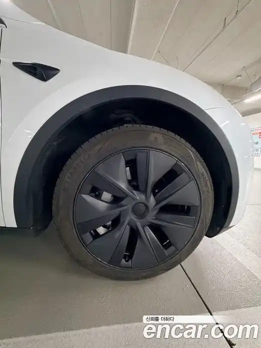 Tesla Model Y 2024 гидро, фото 8