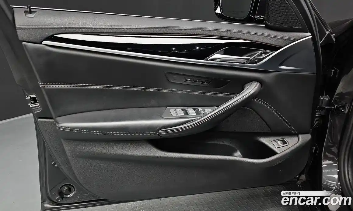 BMW 5-Series 2019 2.0 гидро в Москве № 1903604, фото 14