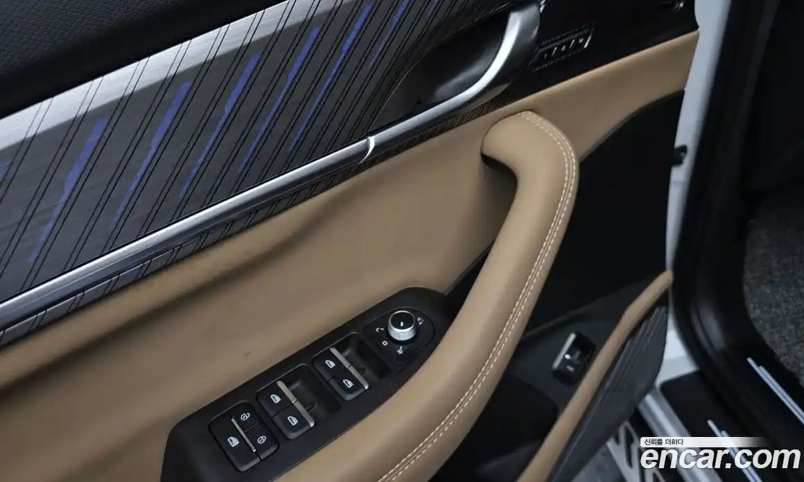 Renault Grand Koleos 2025 1.5 гидро в Москве № 1910998, фото 31