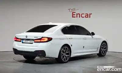 BMW 5-Series, 2022