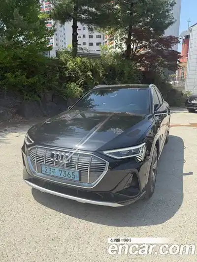 Audi e-tron, 2021
