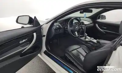 BMW 4-Series 2015 2.0 гидро в Москве № 191636, миниатюра 10