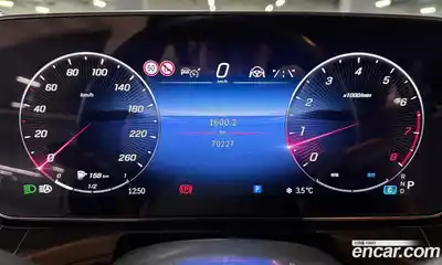 Mercedes-Benz C-Class 2022 2.0 гидро в Москве № 194564, миниатюра 12