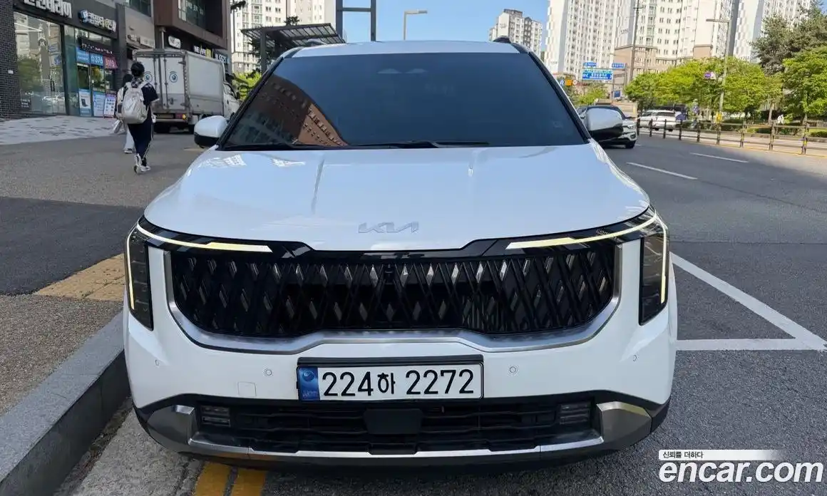 Kia Canival 2024 1.6 гидро в Москве № 1977572, фото 8