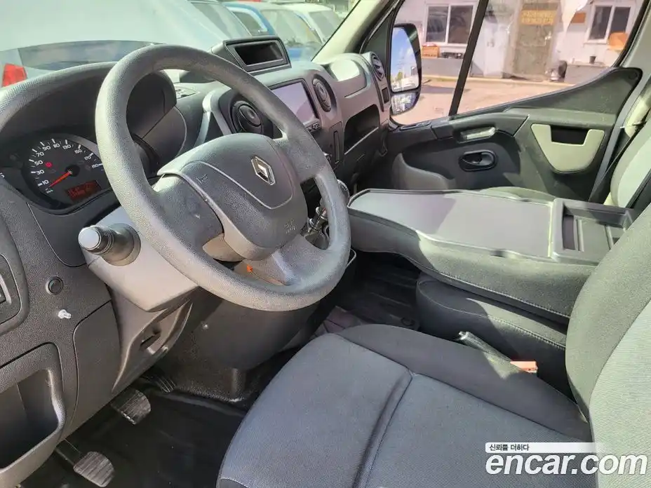 Renault Master 2019 2.3 механика в Москве № 1979978, фото 11