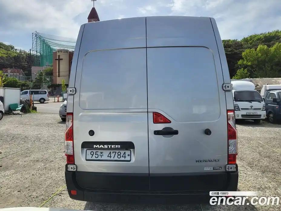 Renault Master 2019 2.3 механика в Москве № 1979978, фото 13