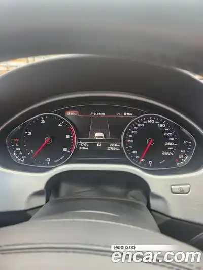 Audi A8 2015 4.1 гидро в Москве № 1981462, миниатюра 11