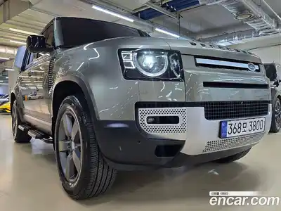 Land Rover Defender 110 D300 HSE