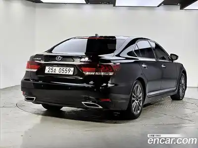 Lexus LS 2016 6.0 гидро в Москве № 1982355, миниатюра 4