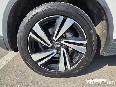 Volkswagen Touareg 2022 3.0 гидро в Москве № 1982628, миниатюра 5