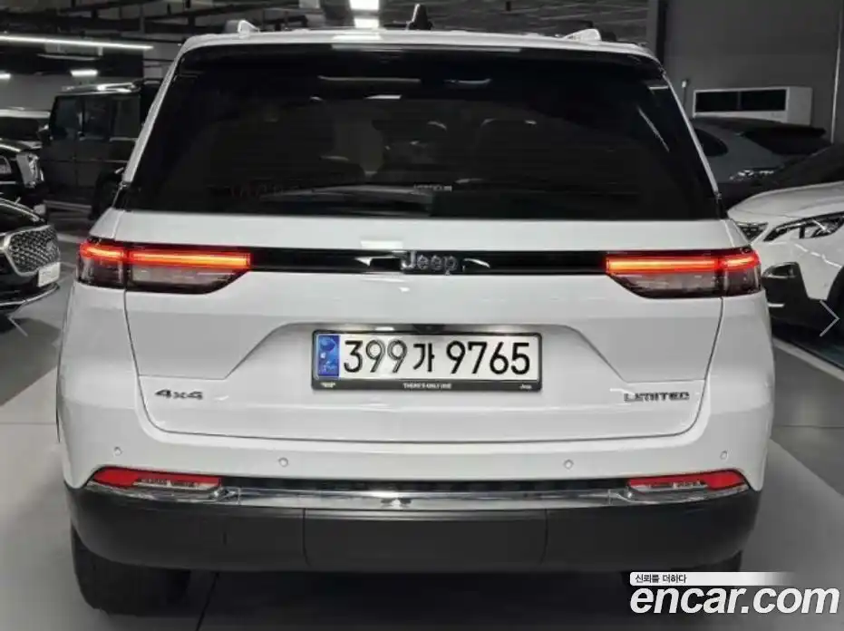 Jeep Cherokee 2023 3.6 гидро в Москве № 1982706, фото 4