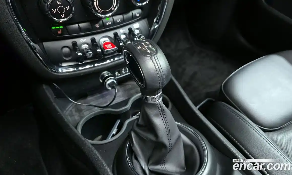 Mini Clubman 2018 1.5 гидро в Москве № 198333, фото 9