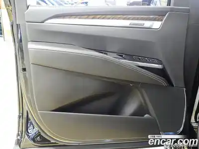 Cadillac Escalade 2025 6.2 гидро в Москве № 1983792, миниатюра 11