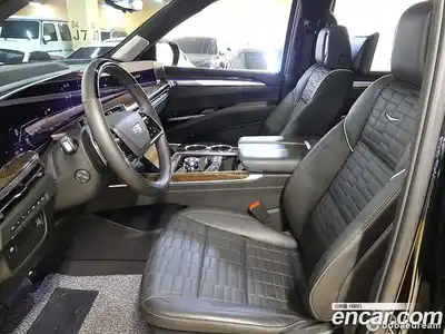 Cadillac Escalade 2025 6.2 гидро в Москве № 1983792, миниатюра 8