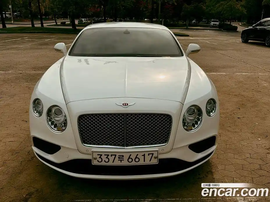 Bentley Continental 2015 4.0 гидро, фото 3