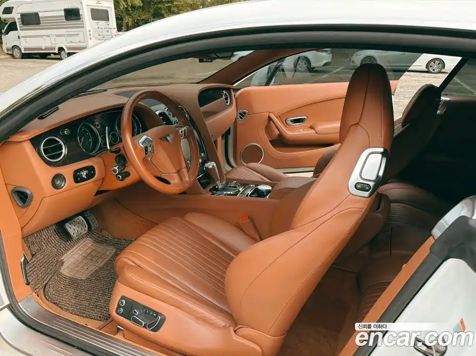 Bentley Continental 2015 4.0 гидро, фото 6