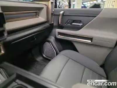 GMC Hummer EV 2025 6.0 автомат (гидро), миниатюра 7