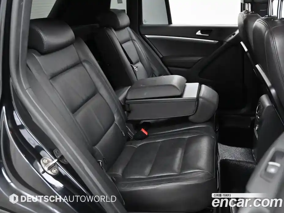 Volkswagen Tiguan 2016 2.0 гидро в Москве № 199362, фото 11