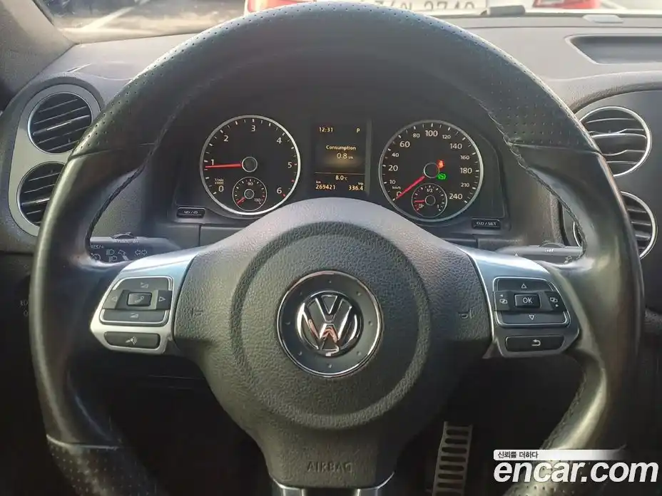 Volkswagen Tiguan 2016 2.0 гидро в Москве № 199362, фото 12