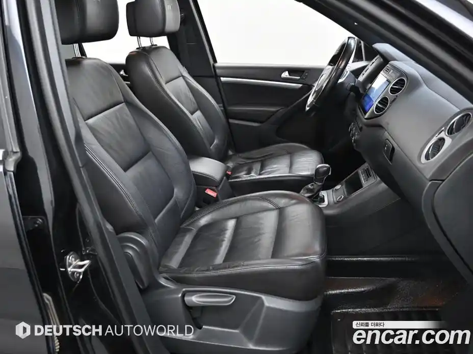 Volkswagen Tiguan 2016 2.0 гидро в Москве № 199362, фото 9