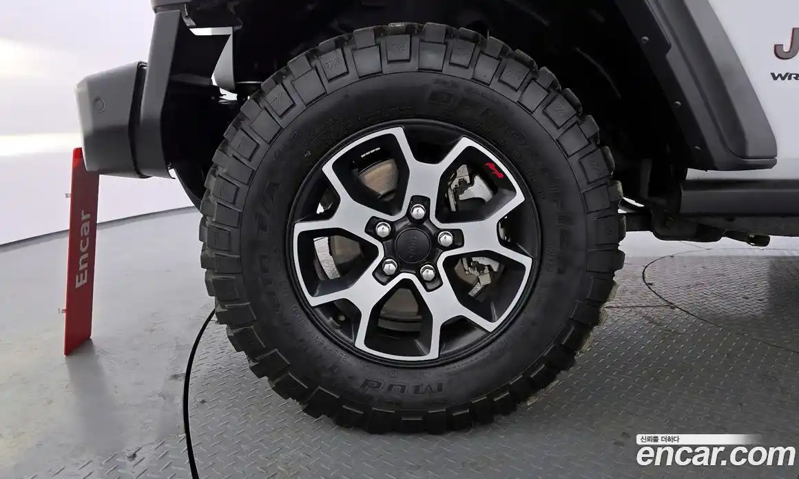 Jeep Wrangler 2023 2.0 гидро в Москве № 199380, фото 5